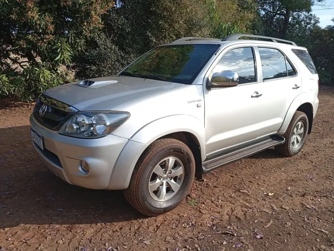 Toyota Hilux SW4 SRV D4-d 4X4 3.0 TDI Dies. AUT 2007