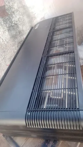 Ar condicionado piso teto 60 mil BTUs 2000 reais . *