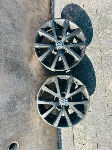 Vendo ou troco por rodas fiat