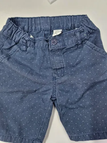 R$ 15 | 22Bermuda/Short | Menino | Tamanho 4 | Usado em Perfeito Estado | 4 anos