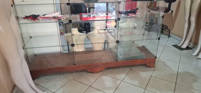 Balcão vidro p loja