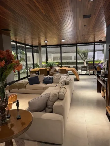 CASA LUXUOSA PARA VENDA NO CONDOMÍNIO GARDEN PARK