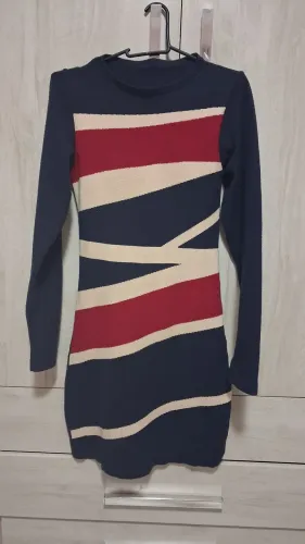 Vestido de lã azul tamanho M