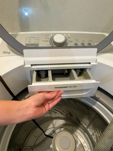 Máquina de Lavar 15kg em Excelente Estado - Venda por Mudança