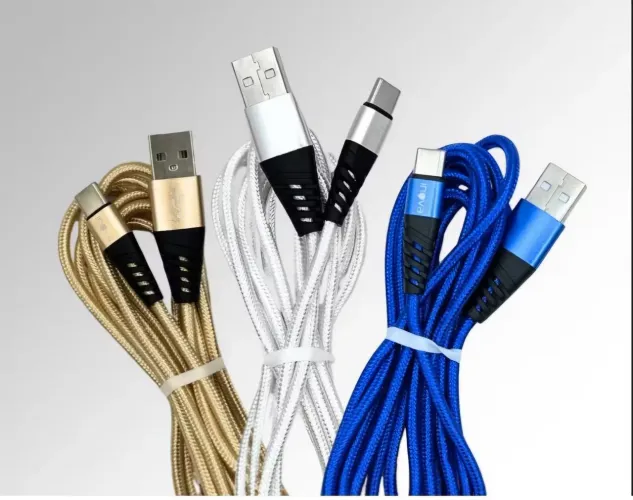 cabo USB Tipo C 2m carga rápida (Novo)