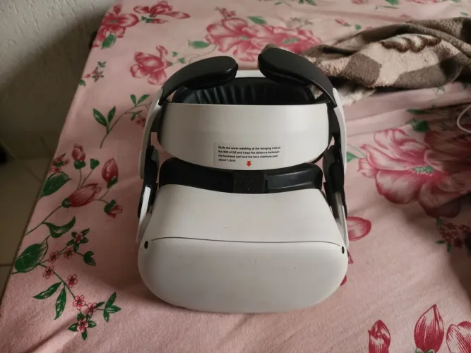 Meta quest 2 + bobo vr m2 pro com bateria 