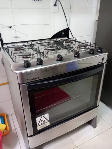 Fogão excelente 5 bocas e forno potentes! Aproveite a oferta