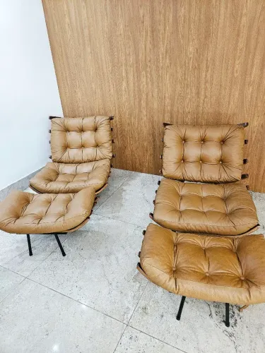 Vende - se poltronas de Couro Legítimo