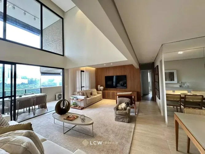 Apartamento com136m² no Vila da Serra!! Pé-direito duplo, 3 quartos sendo 1 suíte.