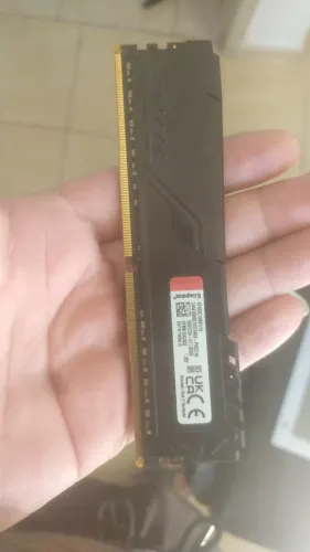 Kingston Fury Beast 16gb 3200mhz novinha