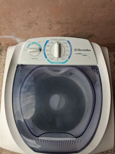 Máquina de lavar roupa electrolux 7kg turbo econômia