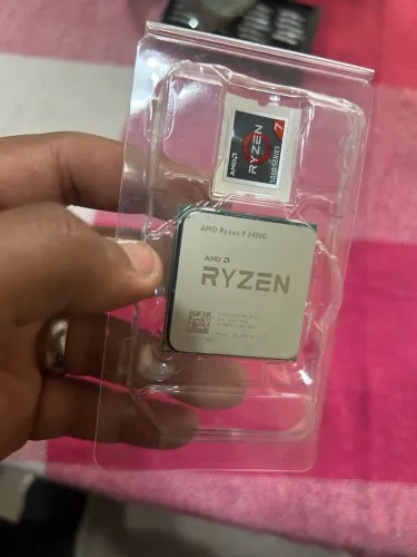 Ryzen 5 3400G + Cooler Box AMD