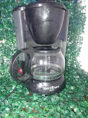 Cafeteira boa e barata.