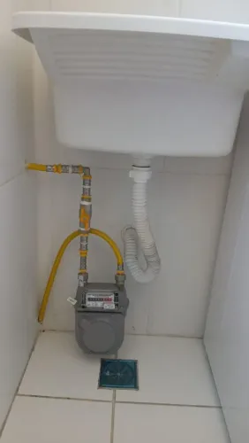Instalações e reparos elétricos e hidraulicos