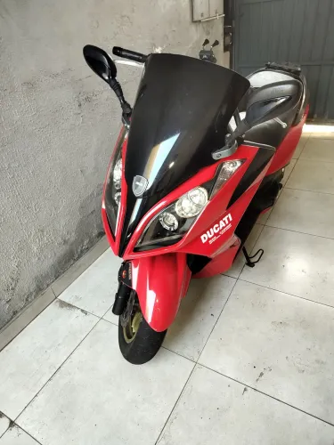 Kymco Downtown 300i