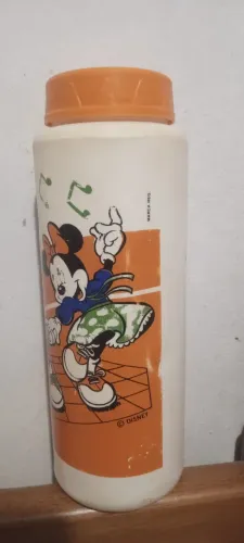 Garrafa antiga da Pepsi e da fanta
