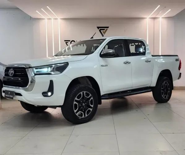Toyota Hilux CD 4X4 2.8 Diesel Mec. 2022