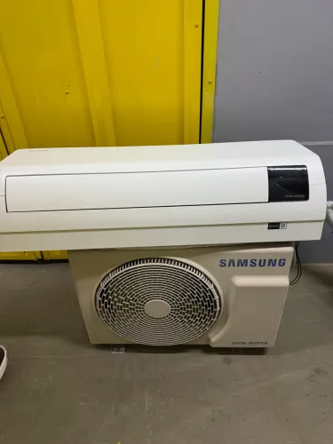 Ar condicionado 