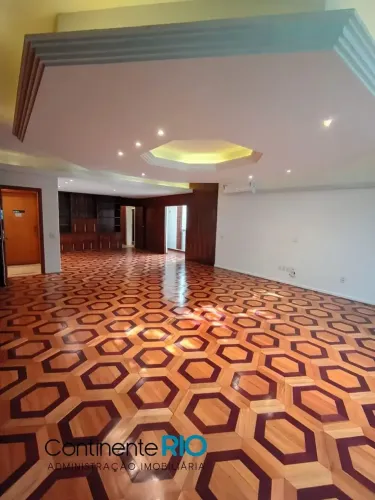 Locação 200m² - 4 quartos, 3 banheiros - Leblon - Rio de Janeiro - RJ