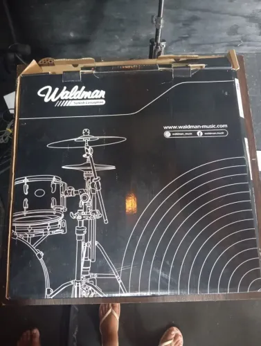 Kit Pratos WALDMAN B20