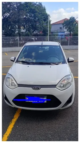 Ford Fiesta SE 1.6 8V Flex 5P 2014