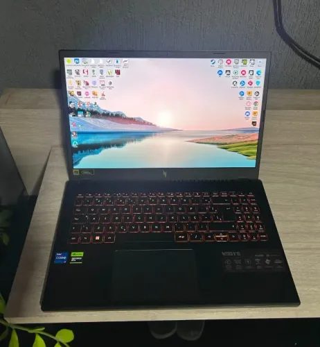 Notebook Gamer Acer Nitro V15 (i7 13ªG, RTX 4050, 16GB) - Estado de Novo!
