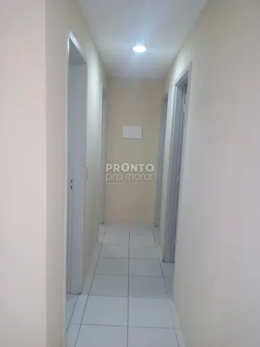 Apartamento com 3 quartos em Barro