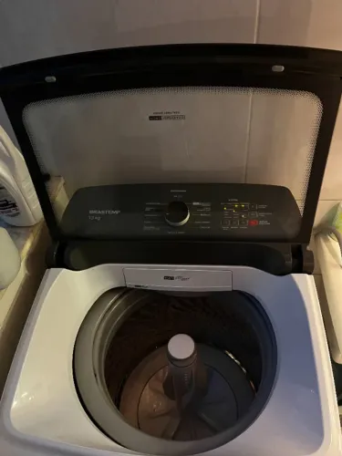 Maquina de lavar roupas