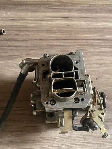 Vendo carburador Weber completo com tampa e filtro