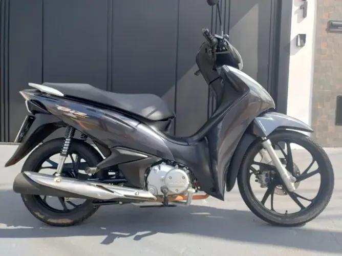 Vendo Honda Biz 2020 Cinza Metálico - Única Dona