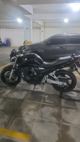 Suzuky bandit 650 