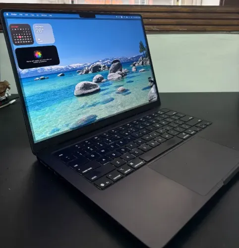 Apple Macbook Pro M5 Pro 24gb 1tb Ssd Preto (Usado)