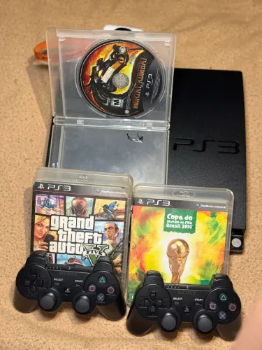 PS3 completo + 2 controles + 3 jogos PLAYSTATION 3 À VENDA!