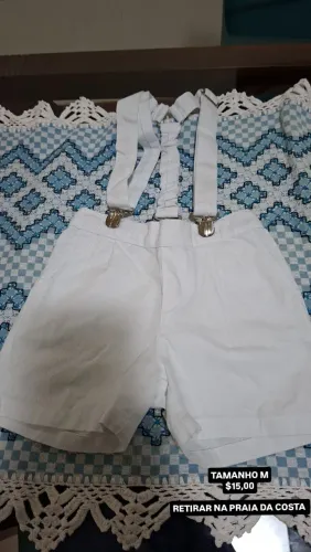 Short com suspensório