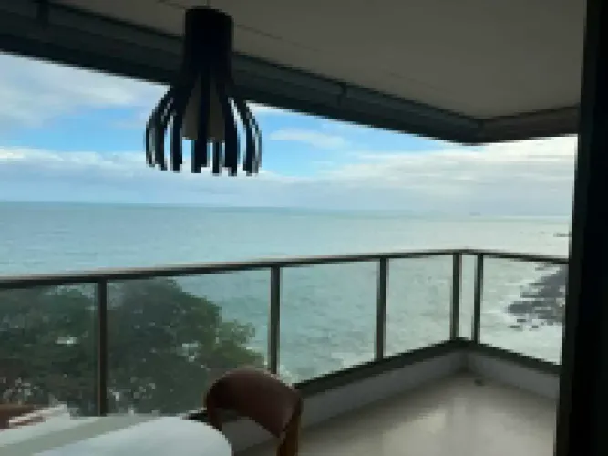 Imóvel para aluguel possui 62 metros quadrados com 2 quartos em Ondina - Salvador - BA