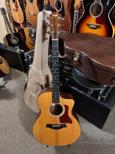 Violão Taylor 114ce elétrico regulado ANALISO TROCAS