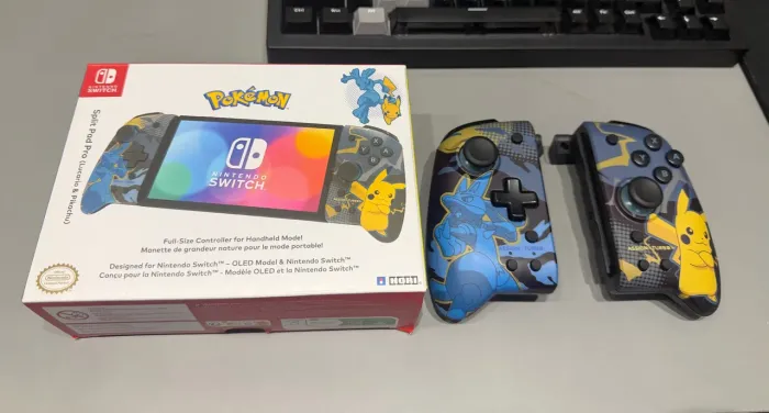 Controle HORI Split Pad Pro edição Lucario e Pikachu