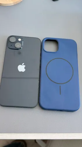 iPhone 13 - 97% Bateria