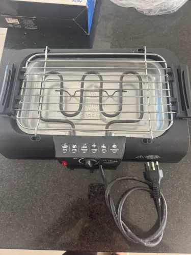 Churrasqueira Elétrica Gourmet - 220V