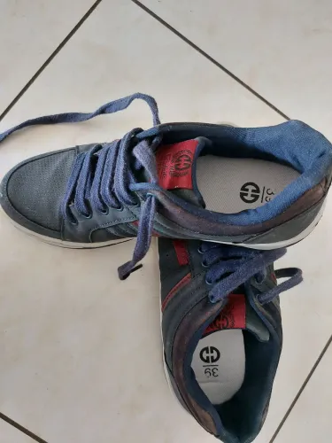Sapatenes masculino n 39