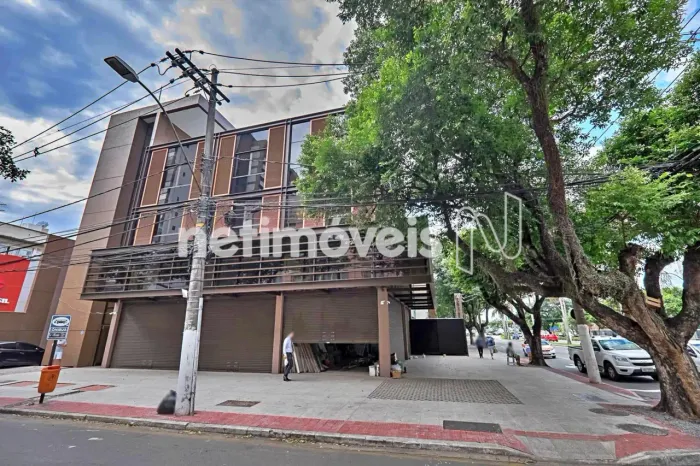 PRÉDIO COMERCIAL À VENDA/LOCAÇÃO NA PRAIA DO CANTO!