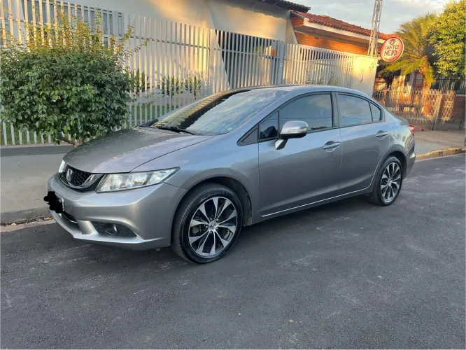 Honda Civic Sedan LXR 2.0 Flexone 16V Aut. 4P 2015