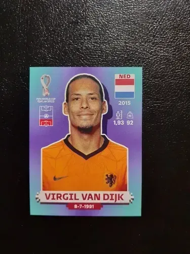 VENDO FIGURINHA DE 2022 DO VAN DIJK