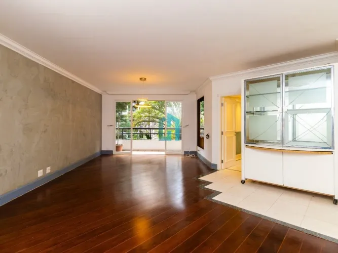 Apartamento à venda e para aluguel em Vila Nova Conceição