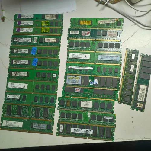 Lote de Memórias desktop diversas (DDR3, DDR2 e DDR1)