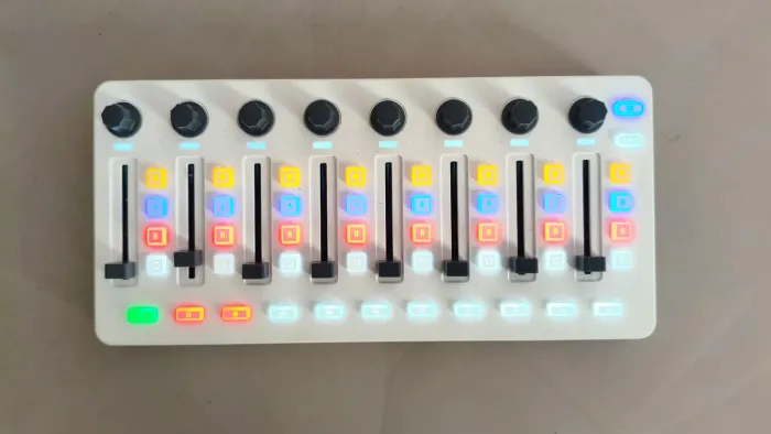 SMC Mixer M Vave