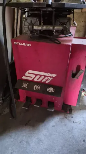 Desmontadora de pneu sun e balanceadora sun