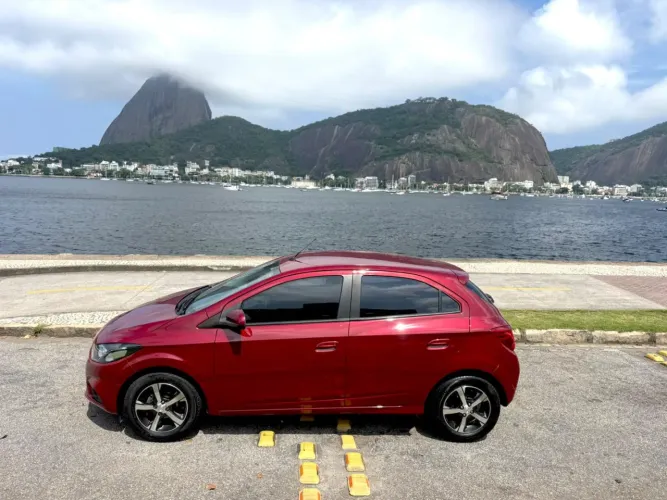 Chevrolet Onix Hatch LTZ 1.4 8V Flex Power Aut. 4P 2019