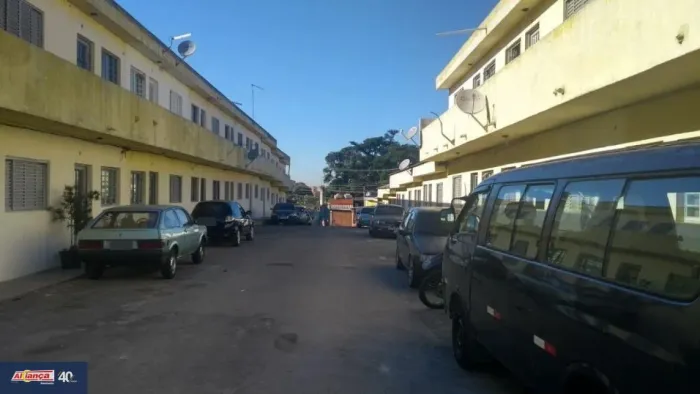 Casa 1 dormitório em condomínio com playground e portaria - Vila Rio de Janeiro, Guarulhos