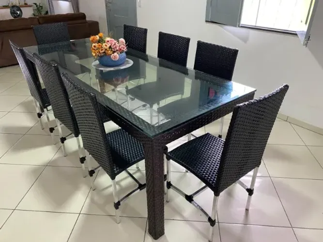 MESA DUBAI COM 8 CADEIRAS
